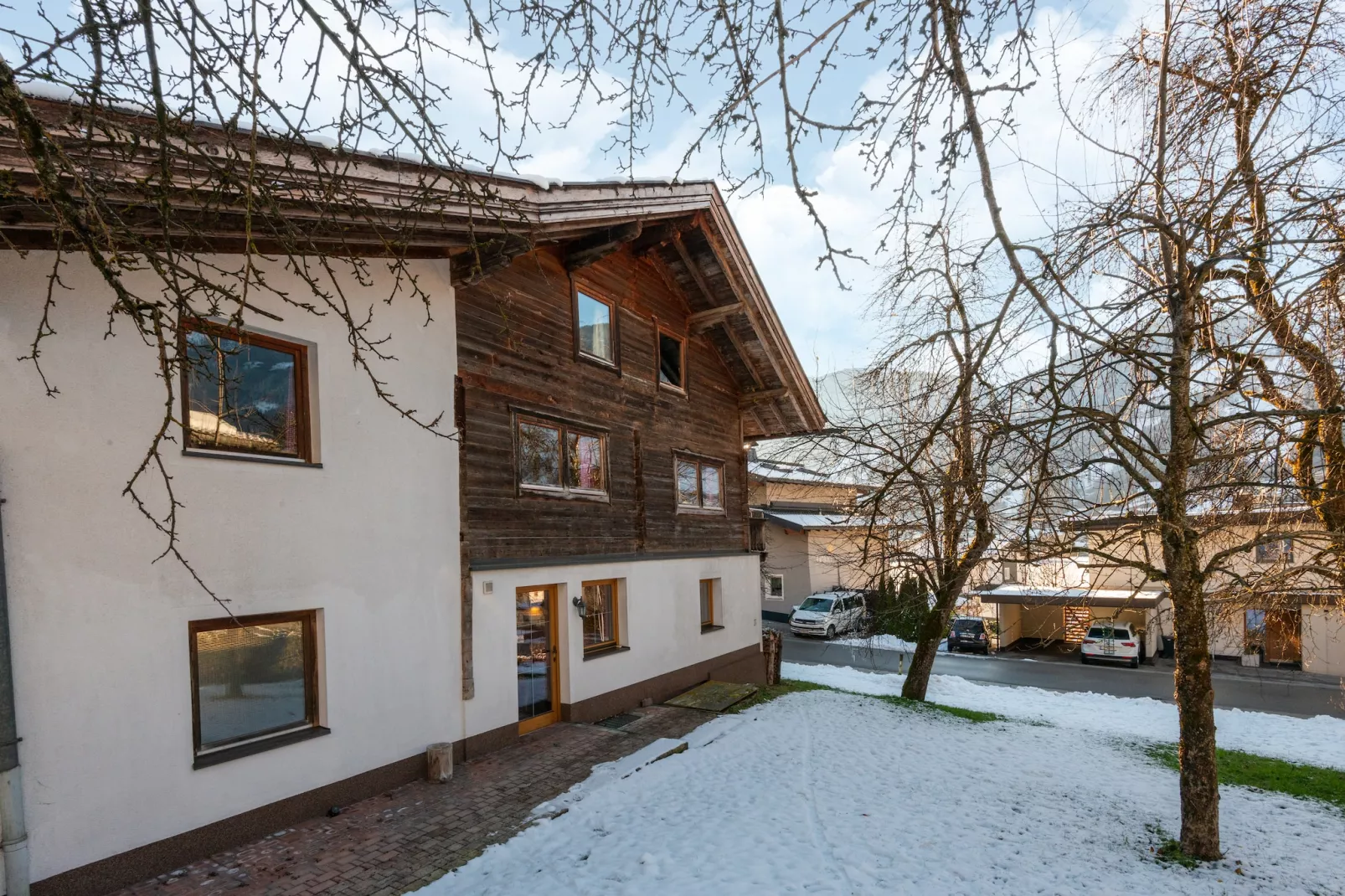 Ferienhaus Die Ginin-Außenbereich Sommer