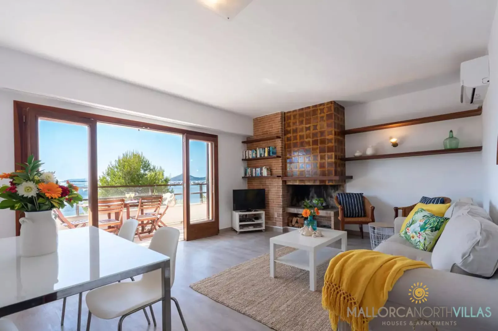 Apartamento Voramar II: Primera Línea en Pine Walk-Salon