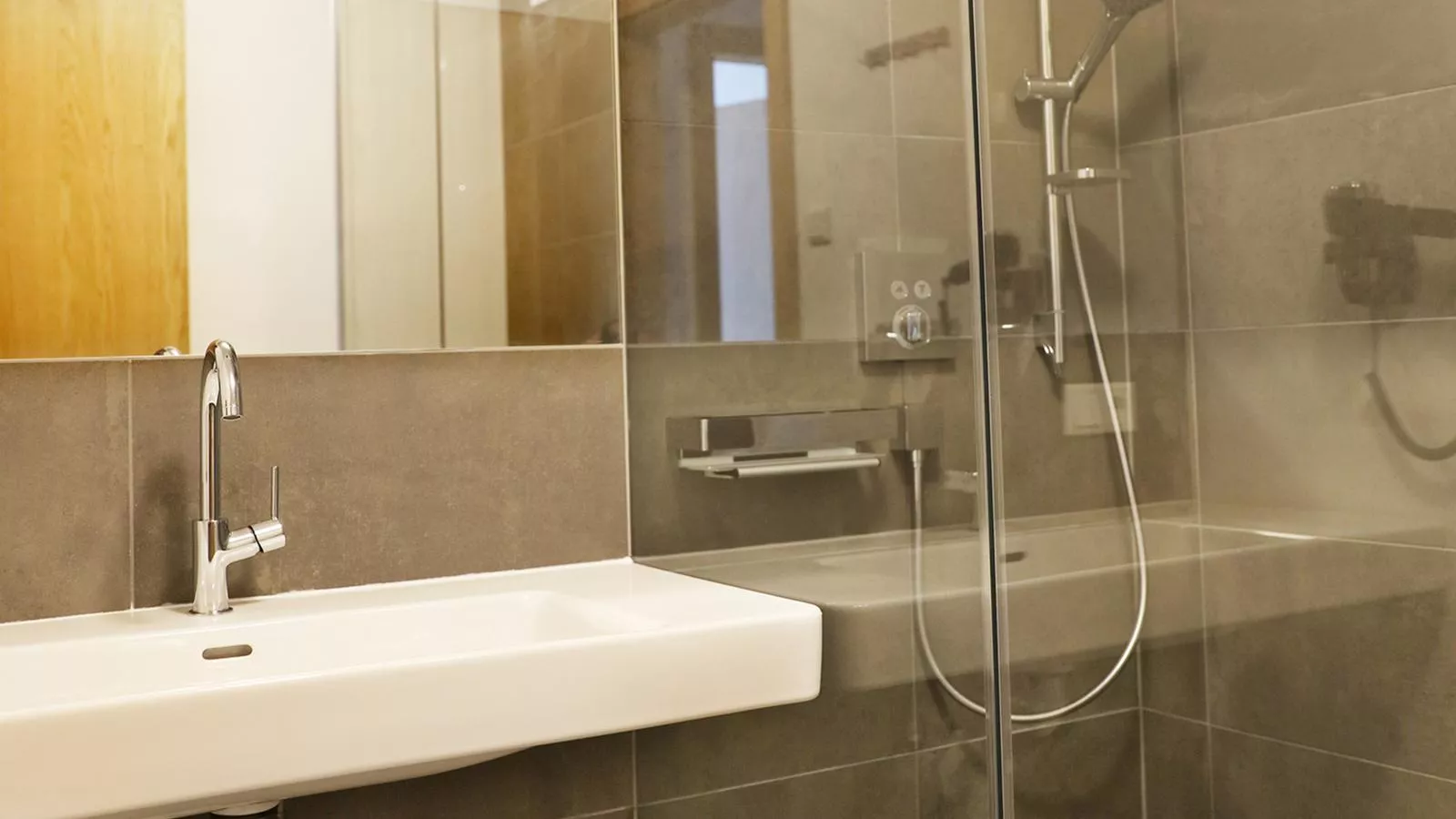Tauern Suites Mitterwirt TOP 211-Salle de bain