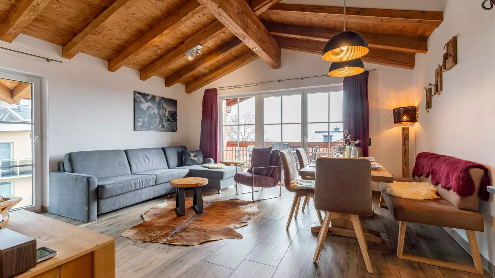 Tauern Suites Mitterwirt TOP 321-Living room