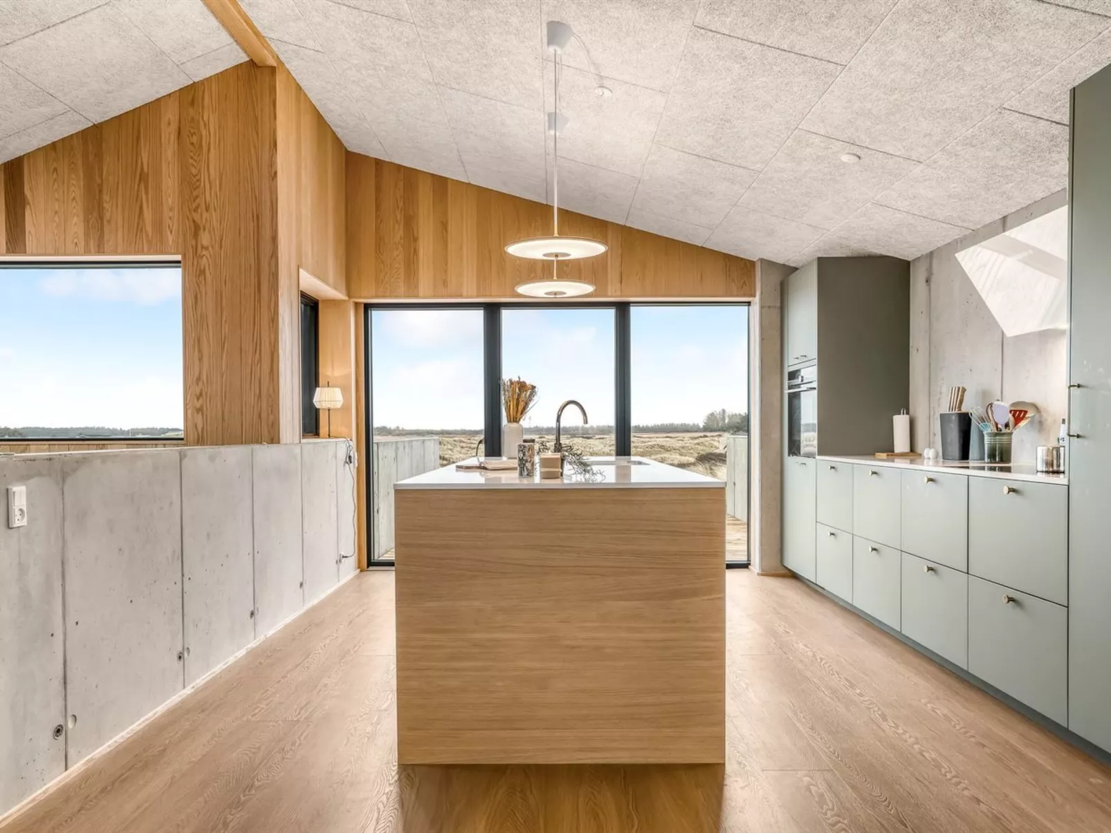 "Tamina" - 50m from the sea-Drinnen