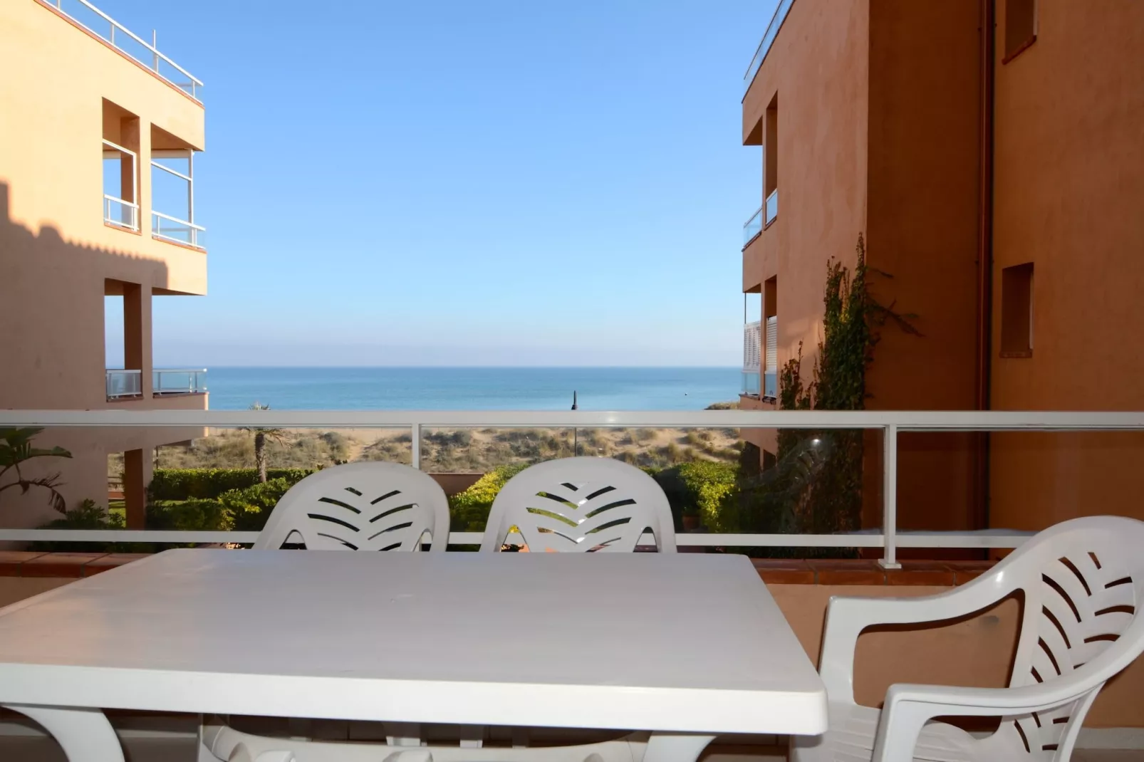 GOLF MAR II B 1-4-Terrace
