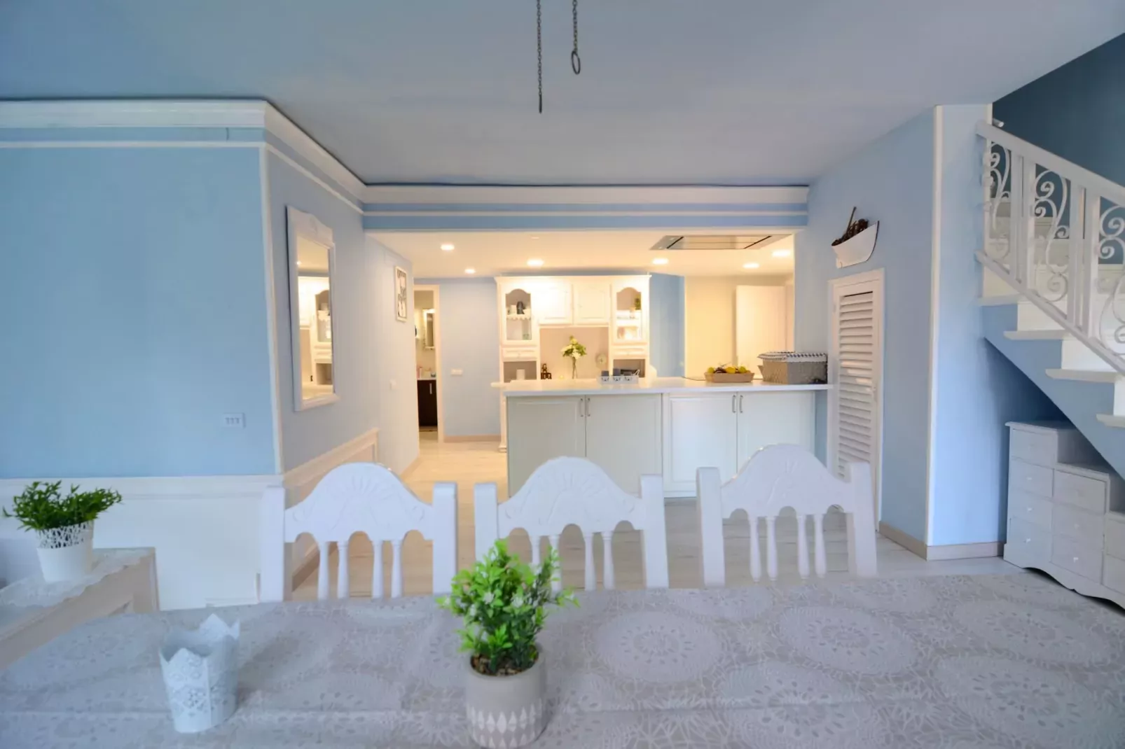 VILLA PEPITA BLUE-Dining room