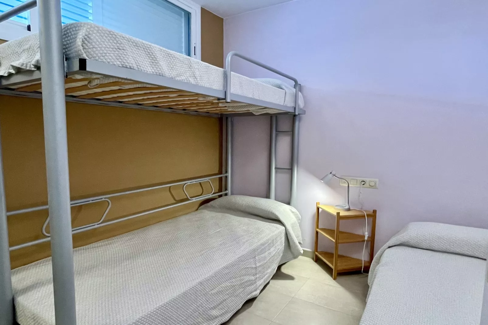 CATALONIA 1-5-Schlafzimmer