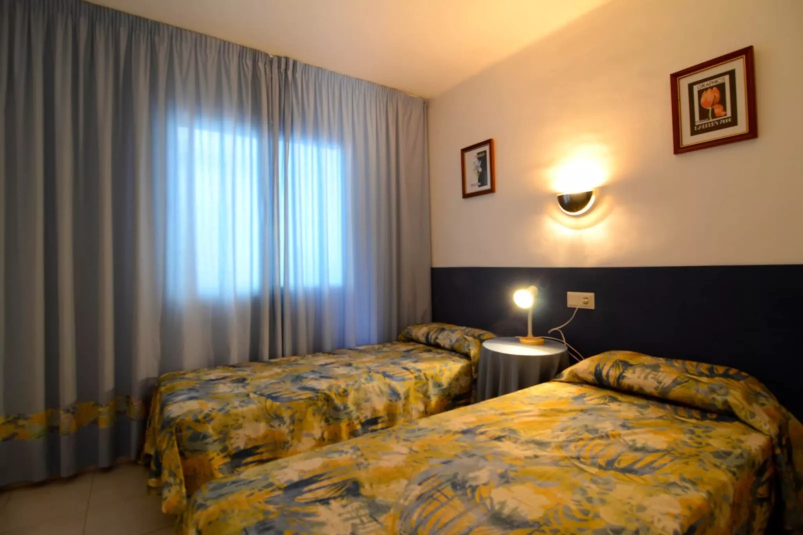 ROCAMAURA I B 4-2-Schlafzimmer