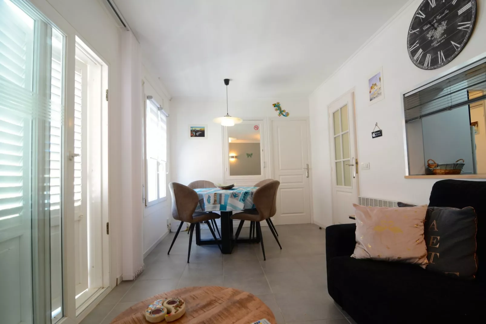 CARRER DEL PORT-Dining room