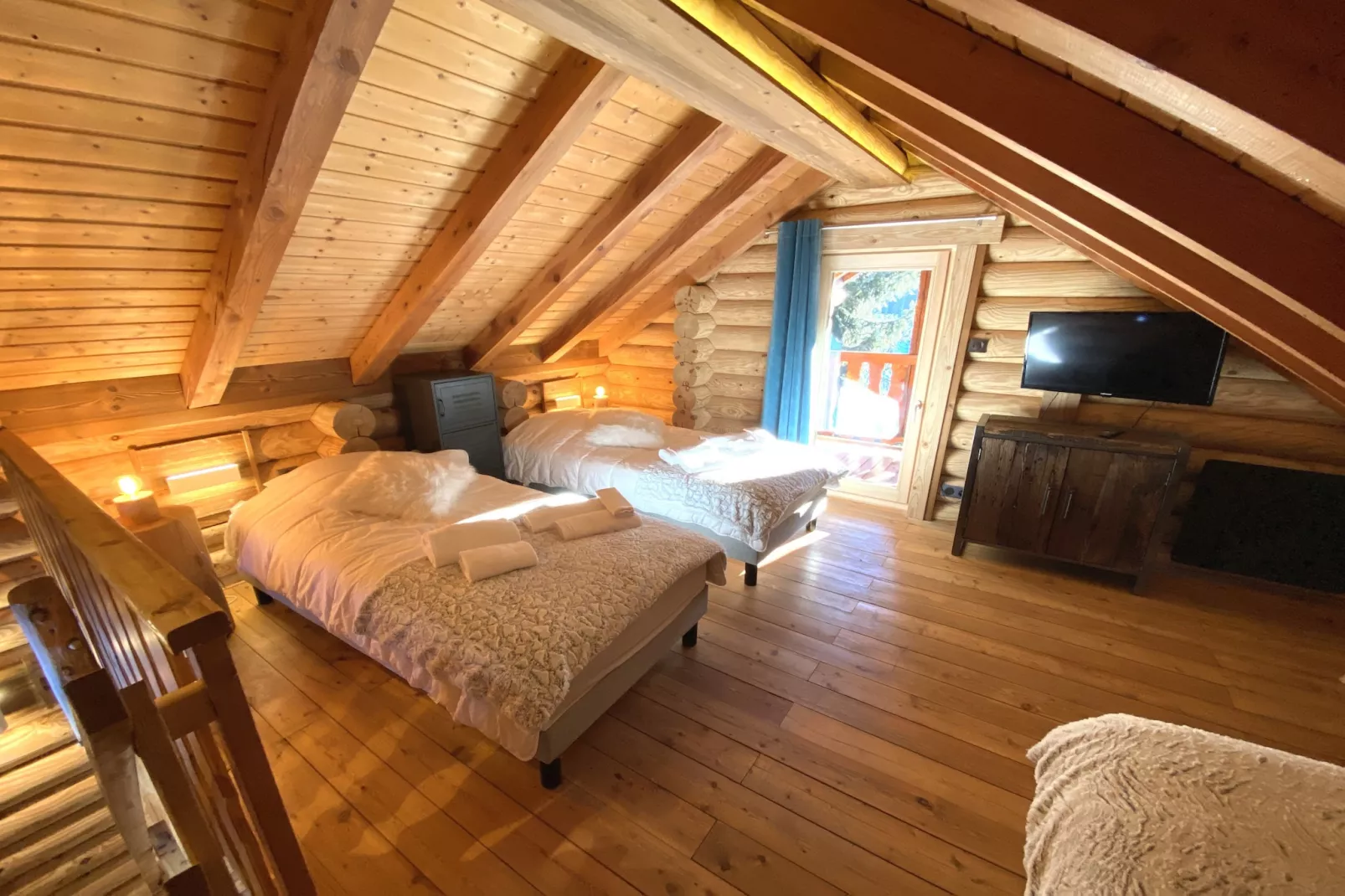 L'OURS BLANC Chalet en rondins-Schlafzimmer