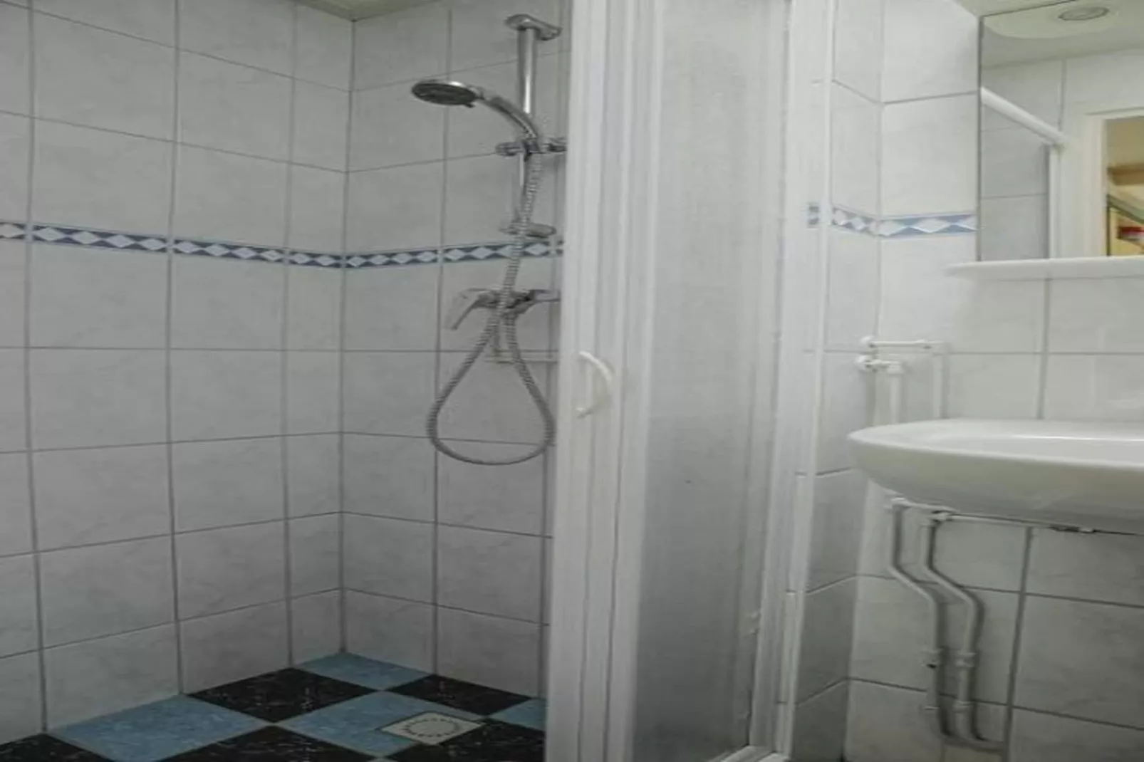 De Schelp 14-Bathroom