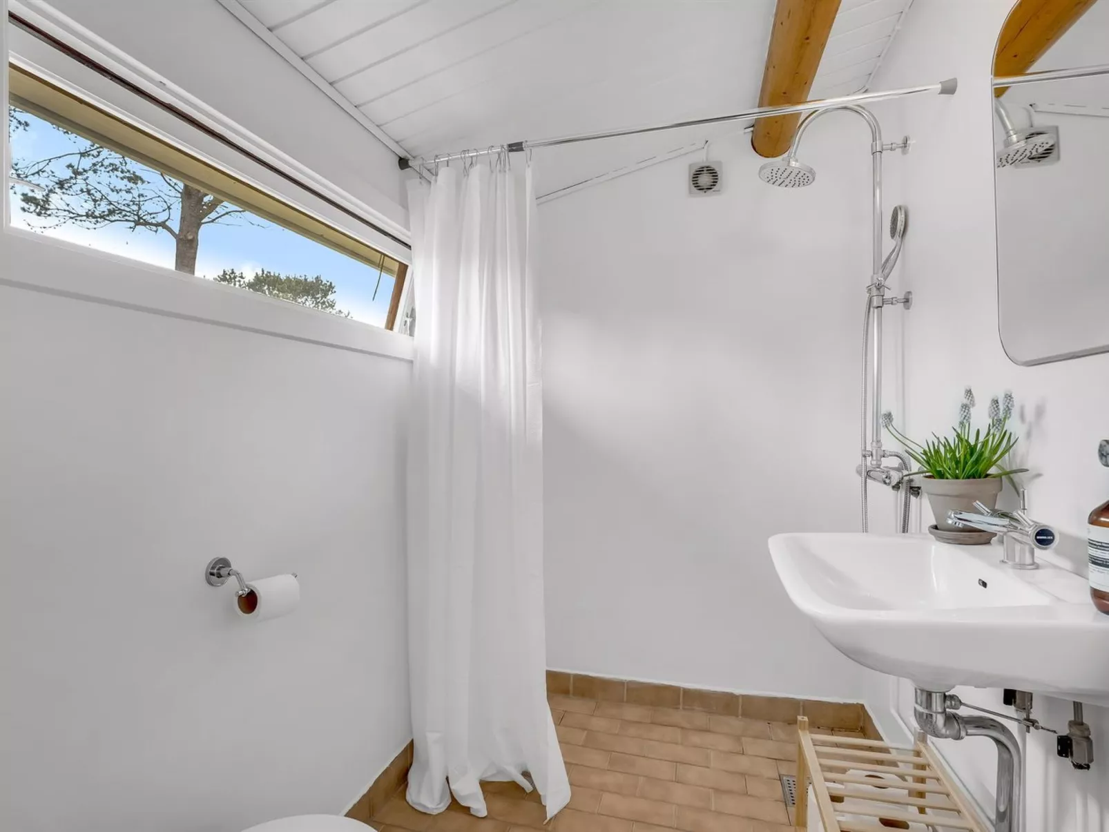 "Bengta" - 500m from the sea-Inside