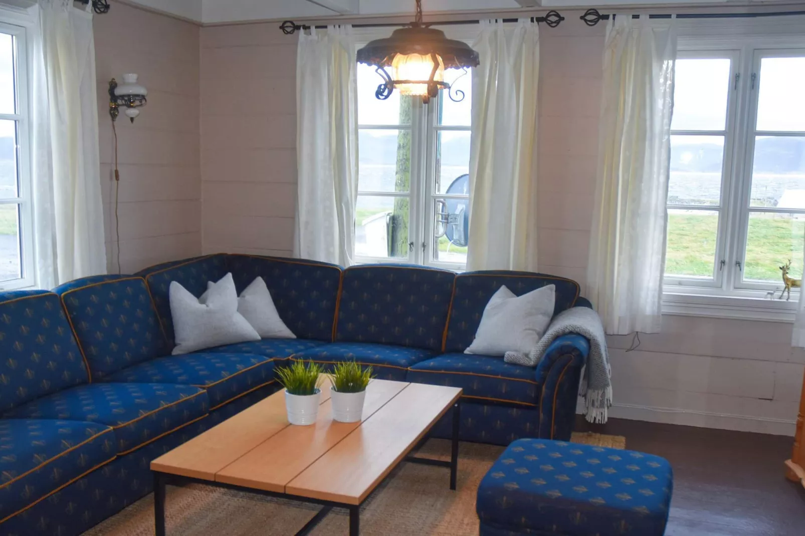 6 person holiday home in Fjørtoft-Indoor