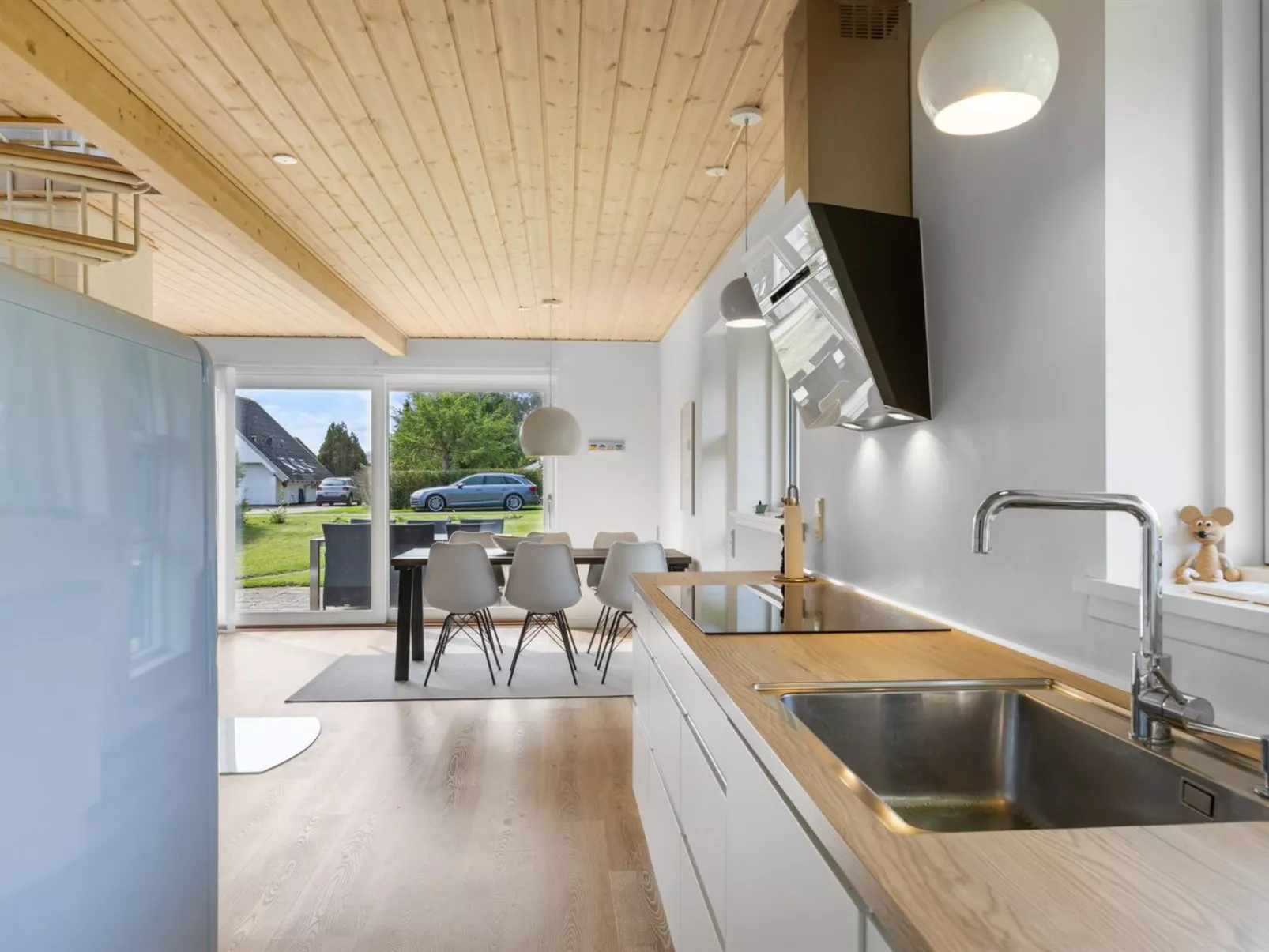 "Næwe" - 100m from the sea-Drinnen