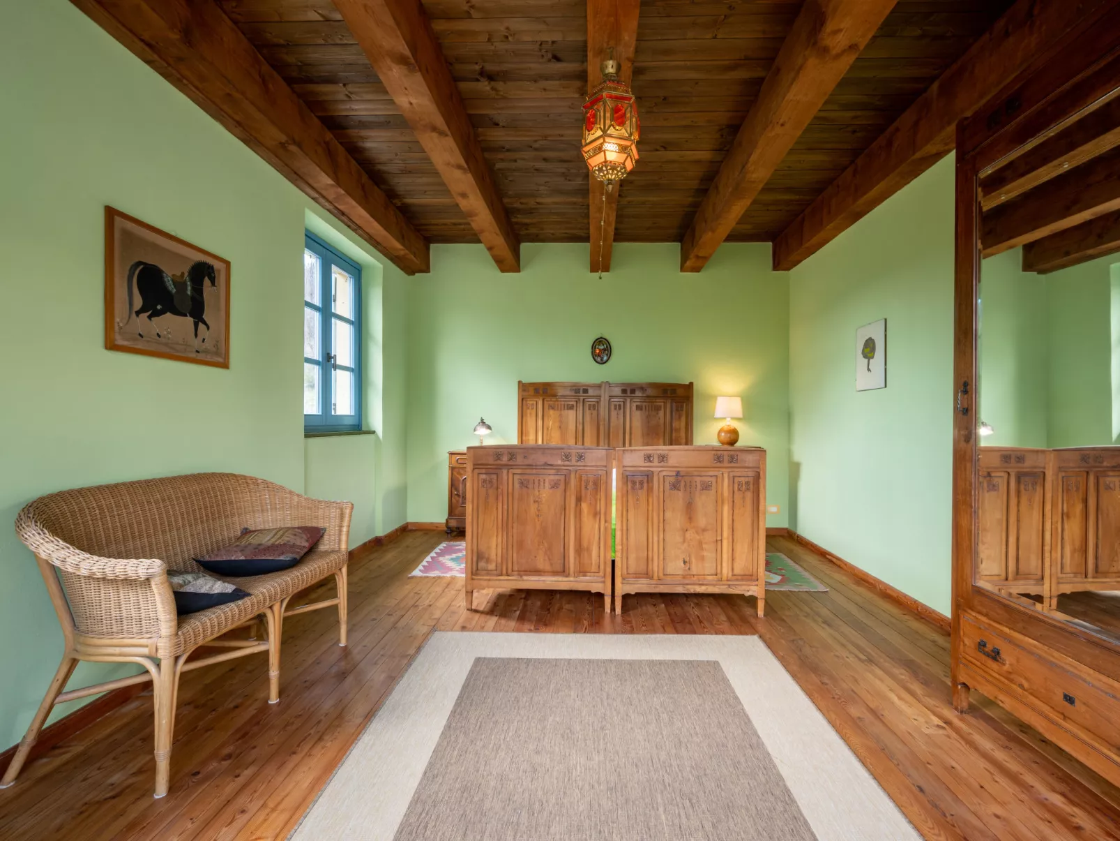 La Rovere-Inside