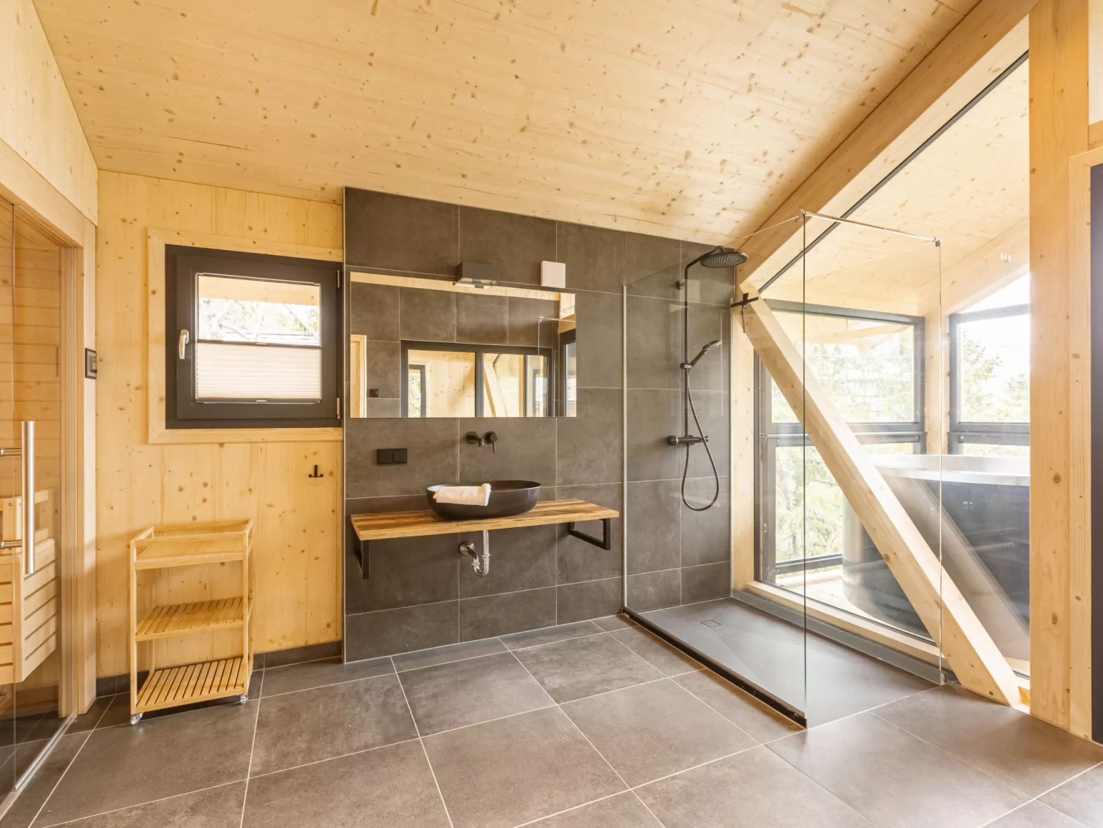 Superior #18 mit Sauna & Hot Tub-Inside