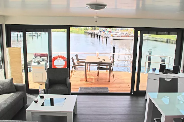 Hausboot Floating 44 Undine / 4 Personen-Living room