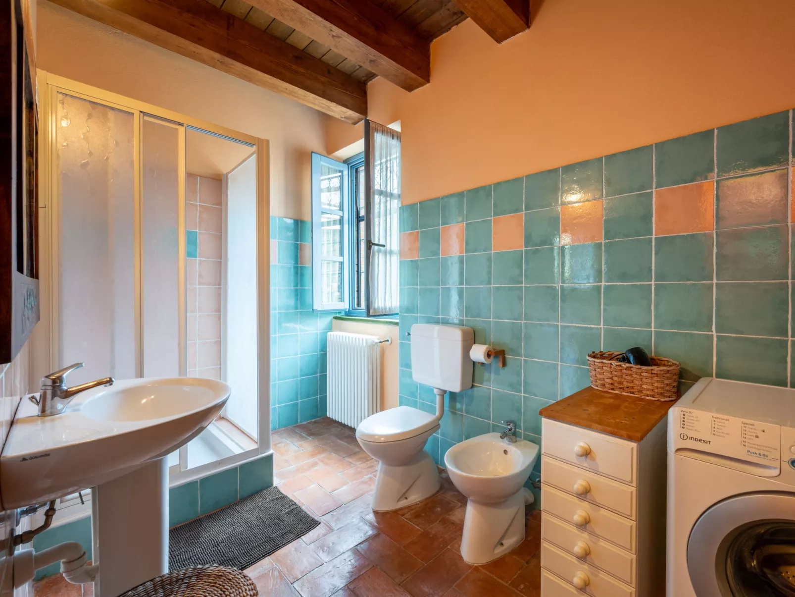 La Rovere-Inside