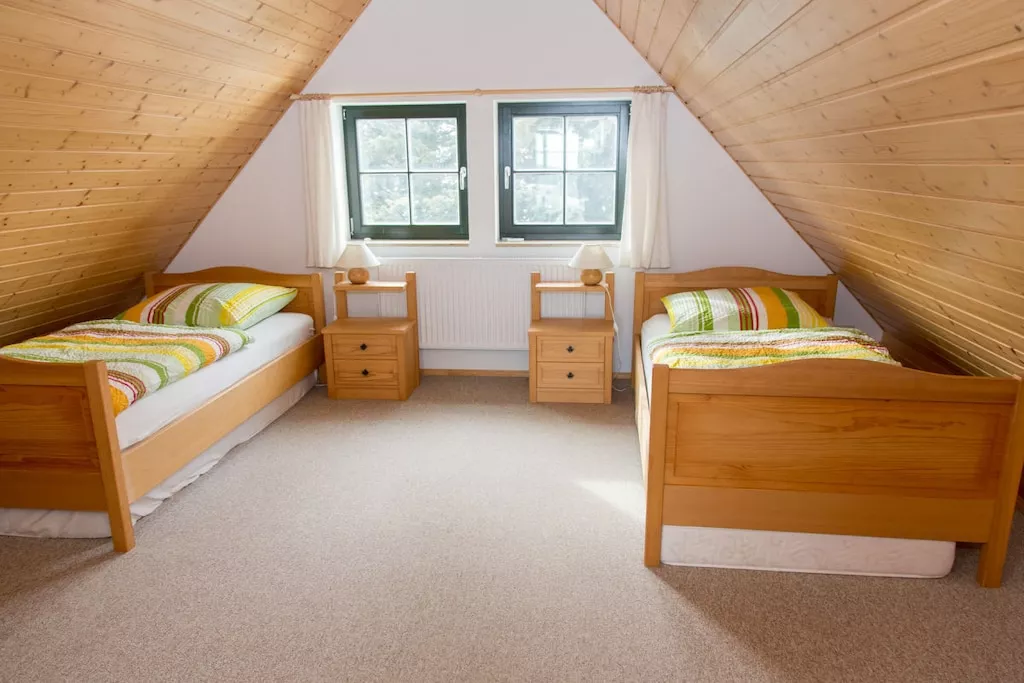 136887-Schlafzimmer