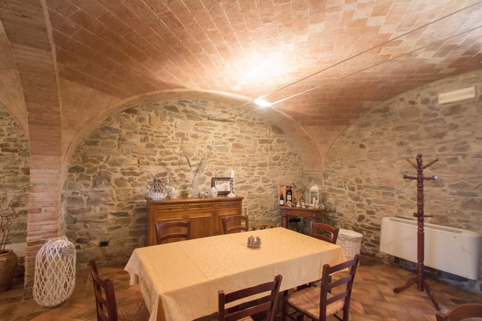 Villa Montecucco-Dining room