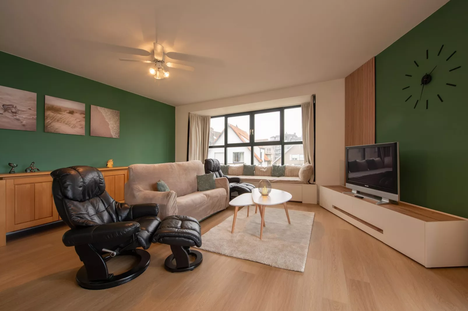 Delphine A - 101-Living room