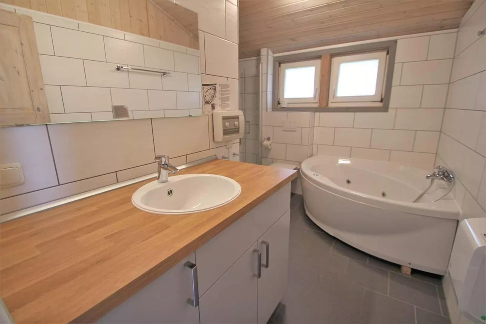 FH Seeschwalbe 97-Bathroom