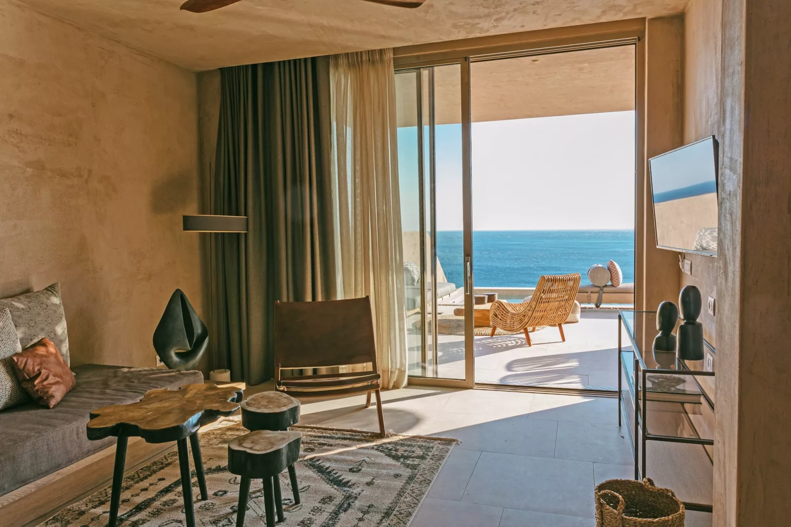 Altera Cave-Iris Villa-Salon