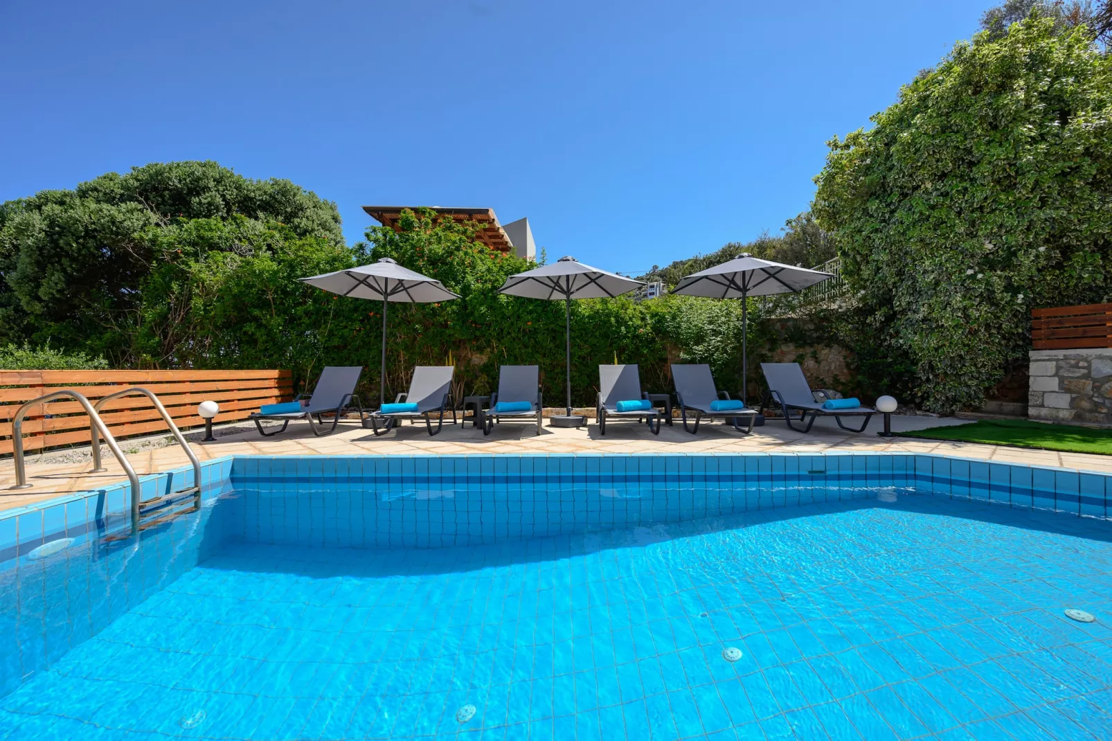Sea Crest-Pool