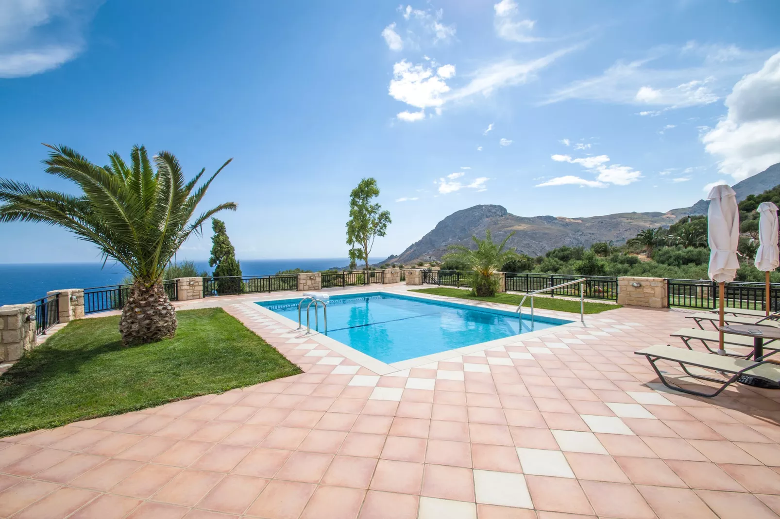 Souda Bay Loggia-Piscine