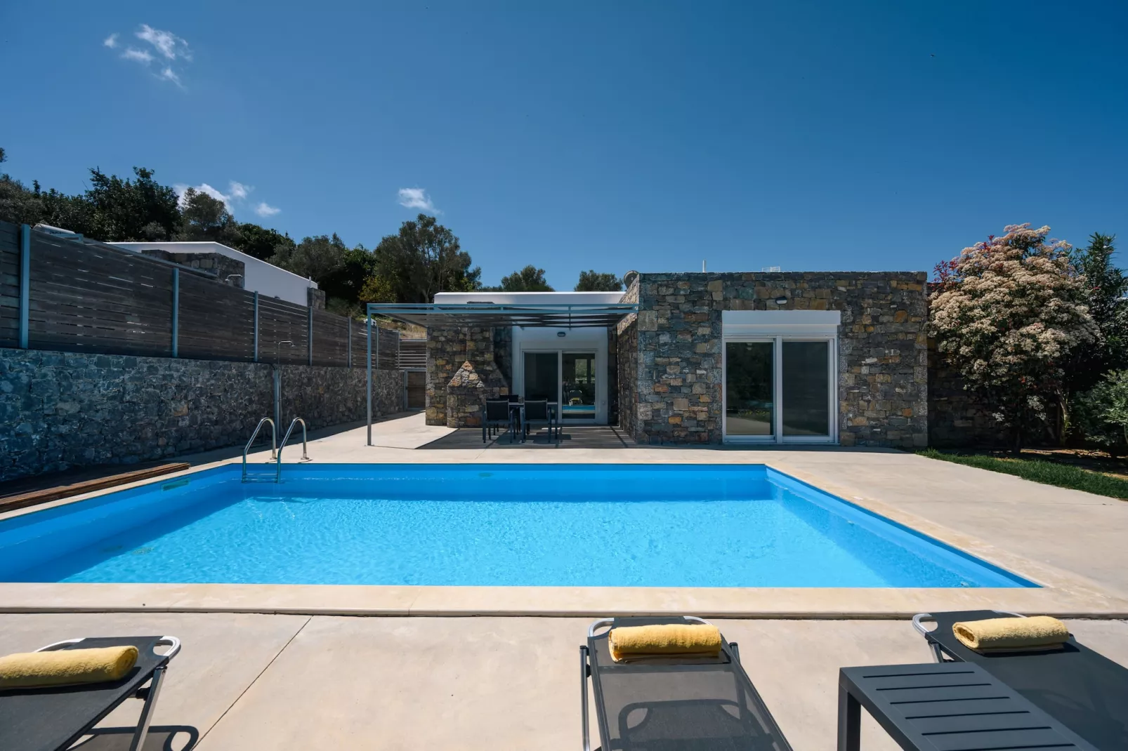 Kalostous 1-Pool