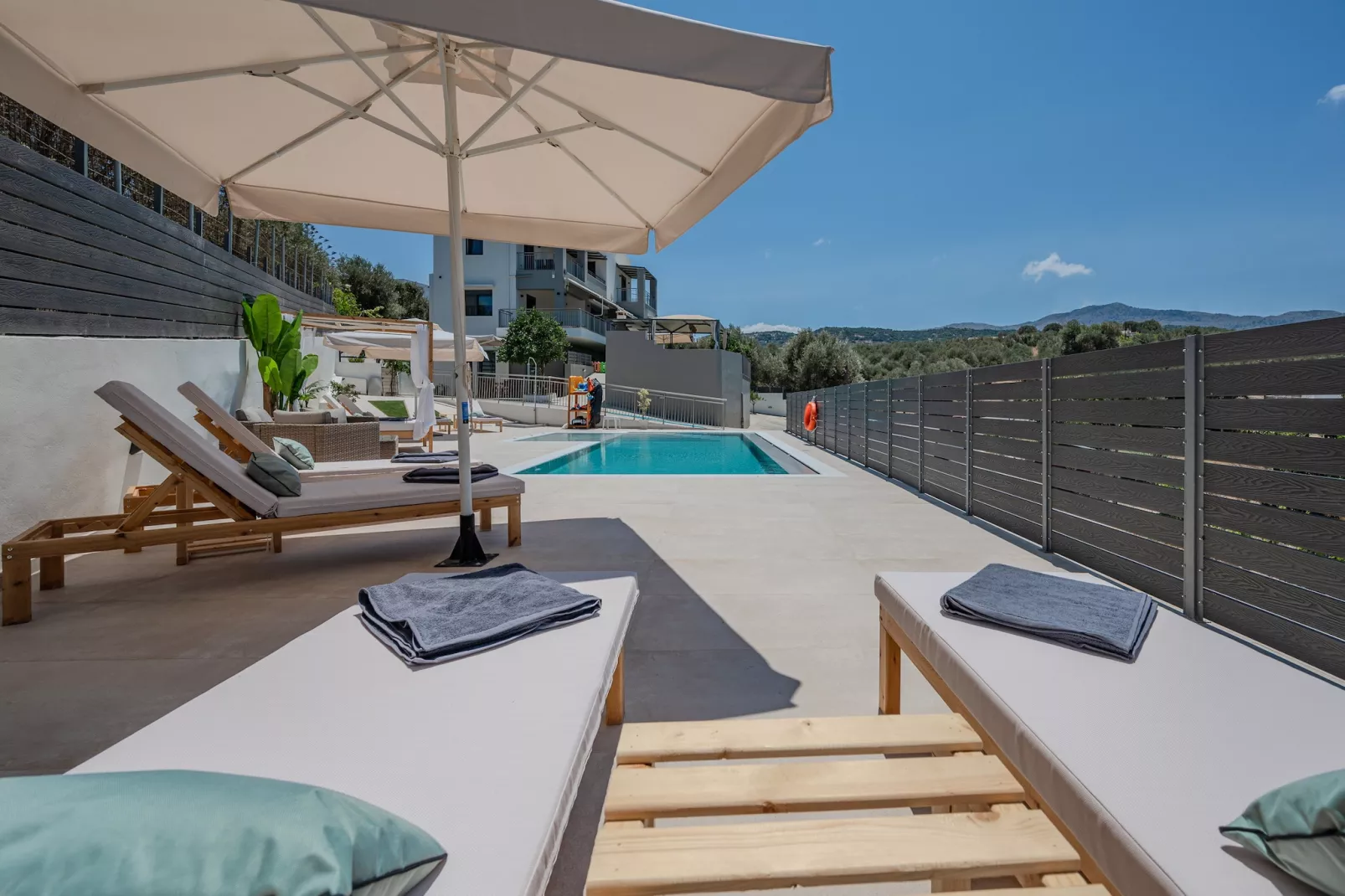 3A's Family Luxury Villa-Pool