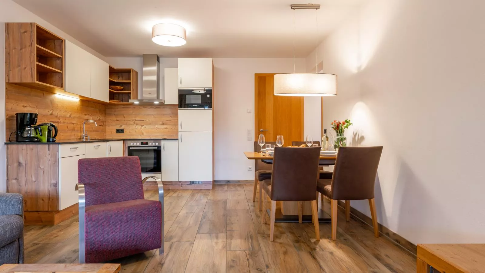 Tauern Suites Mitterwirt TOP 203-Living room