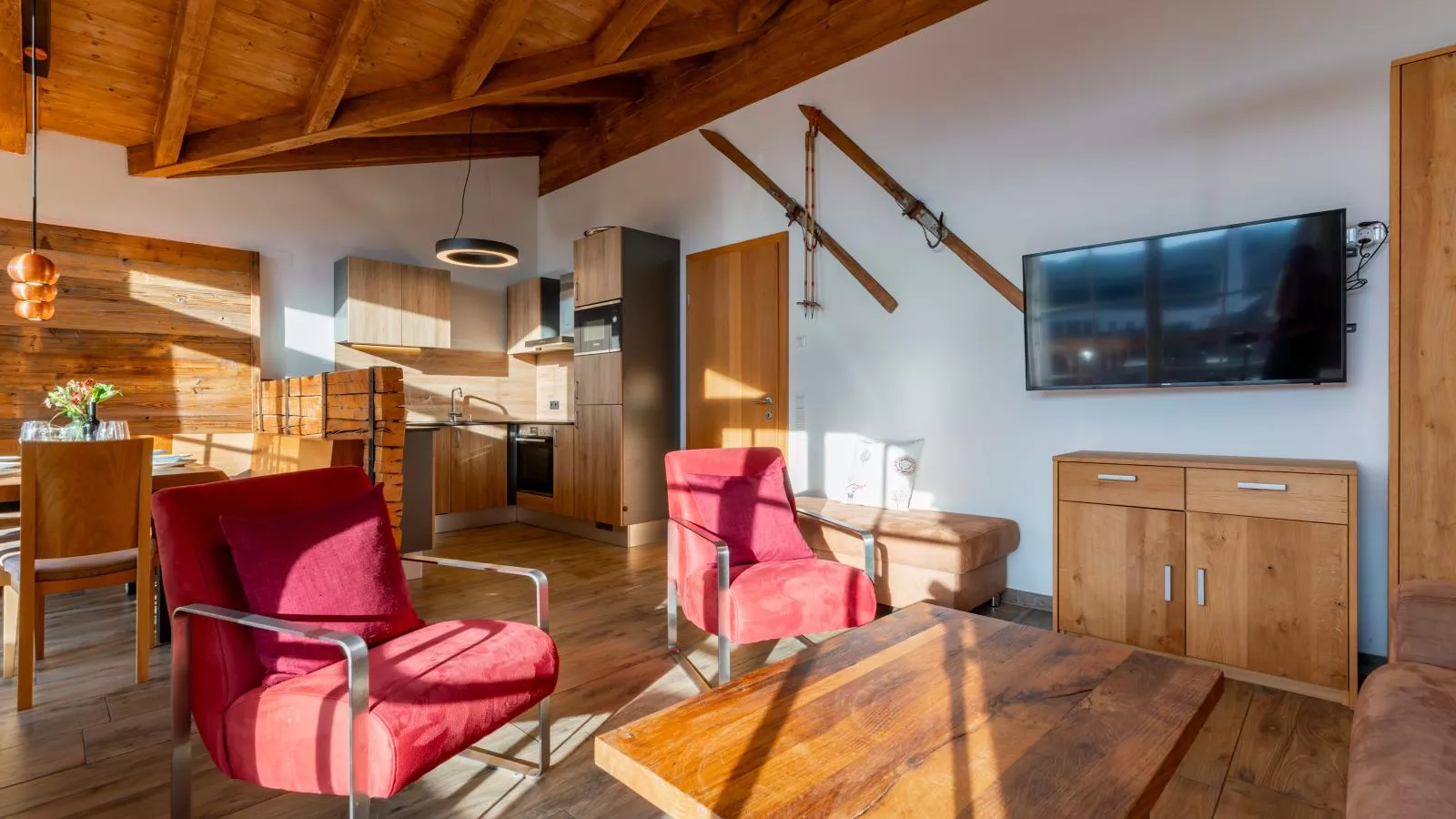 Tauern Suites Mitterwirt TOP 222-Living room