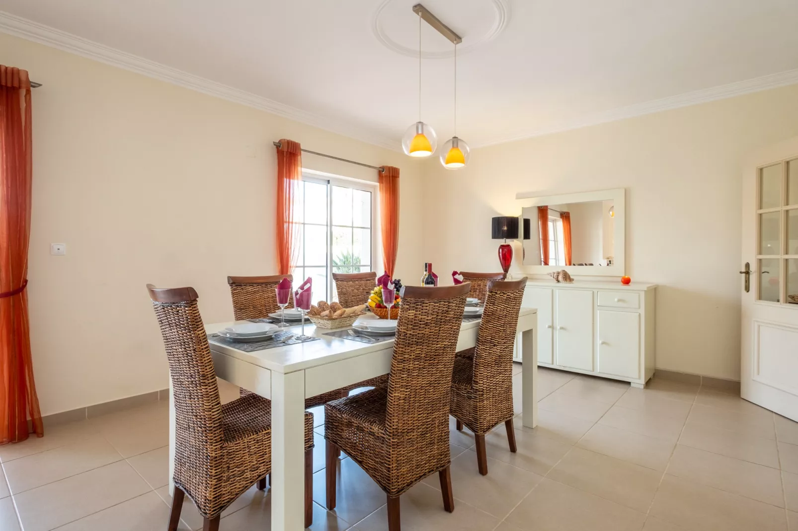 Villa Dália-Dining room