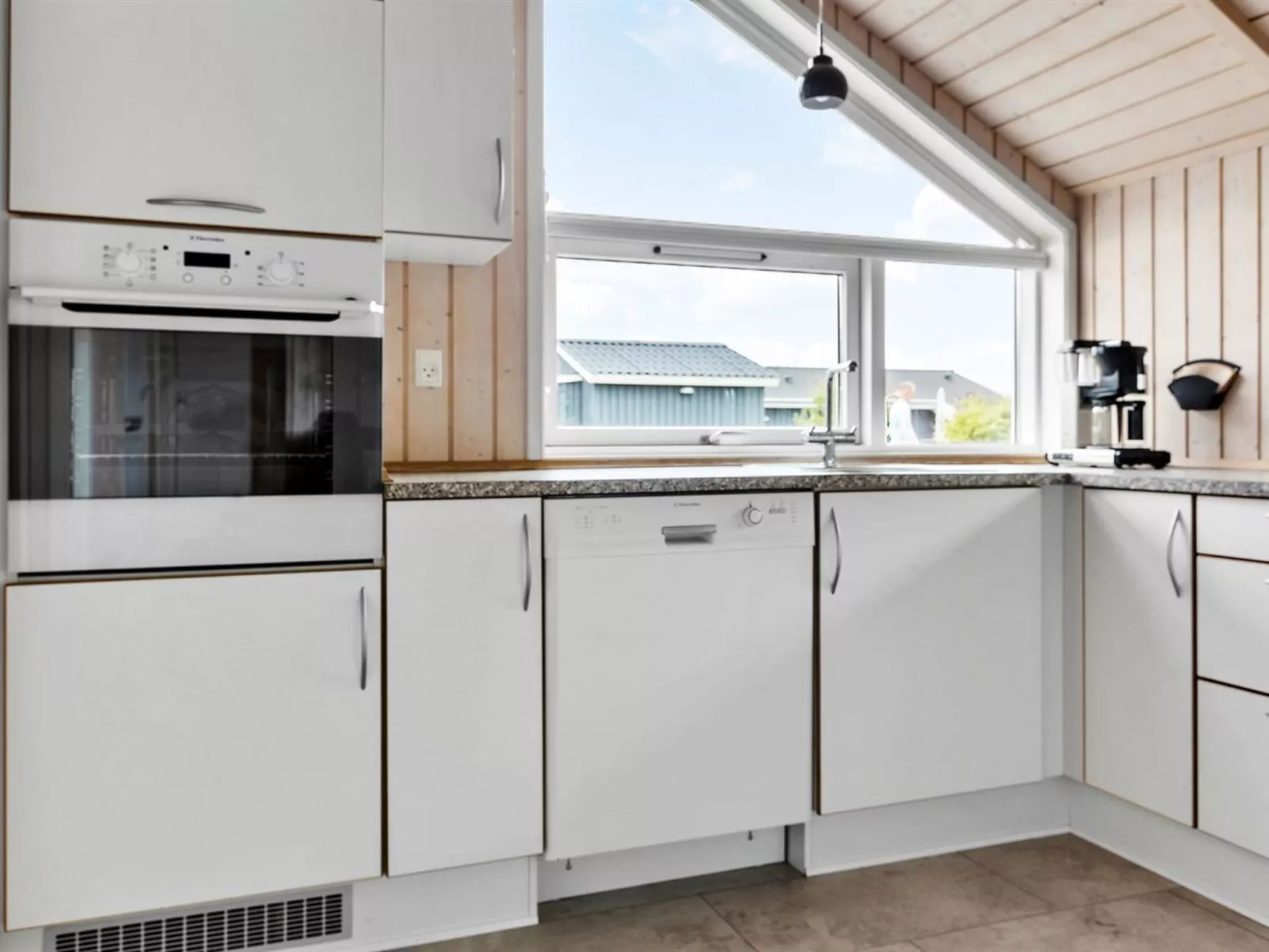 "Alexi" - 300m from the sea-Drinnen