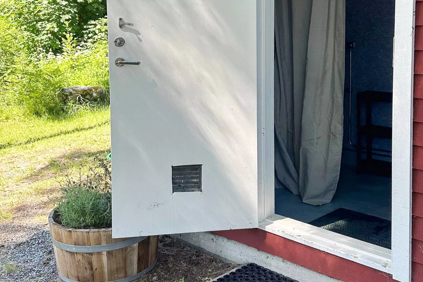 Campingstuga small-Outdoor