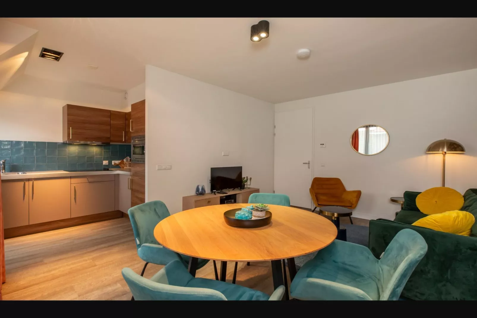 Vakantiehuisje Langstraat 29A Zoutelande 4 Personen  Comfortabel Verblijf-Salle à manger