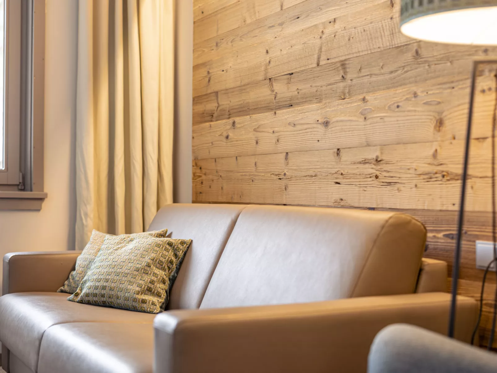 Suite mit 1 SZ & Wellnessbereich-Drinnen