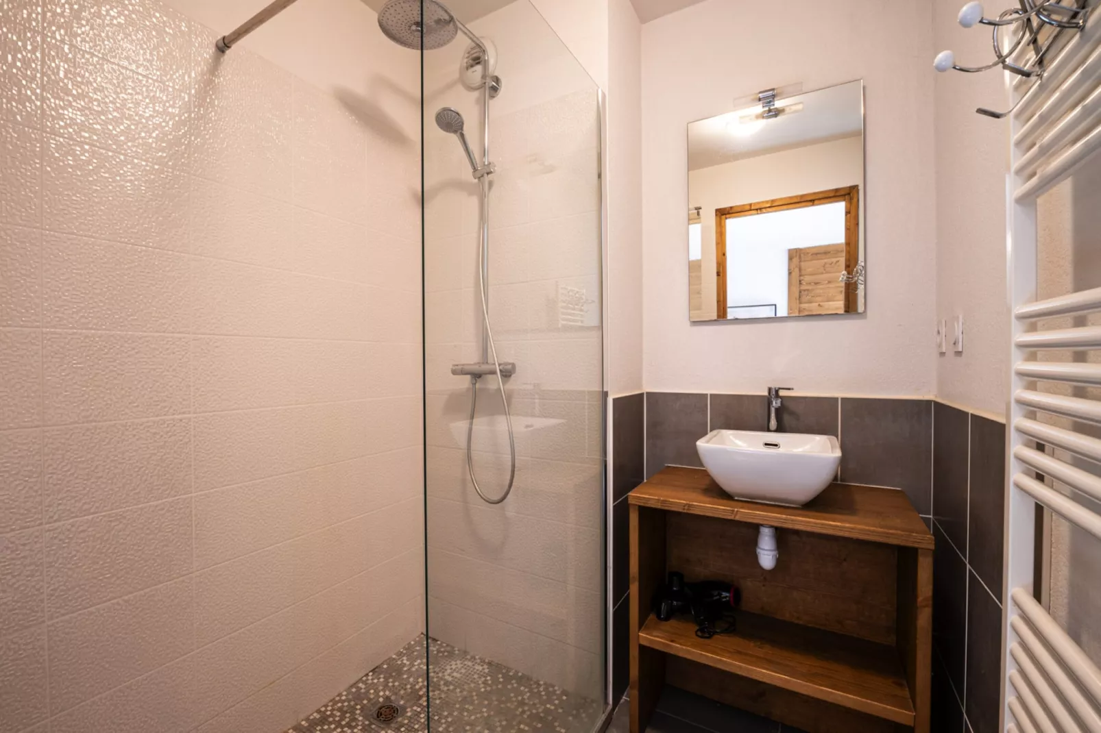 NIVEOLES B N°01 - 3P6-Salle de bain