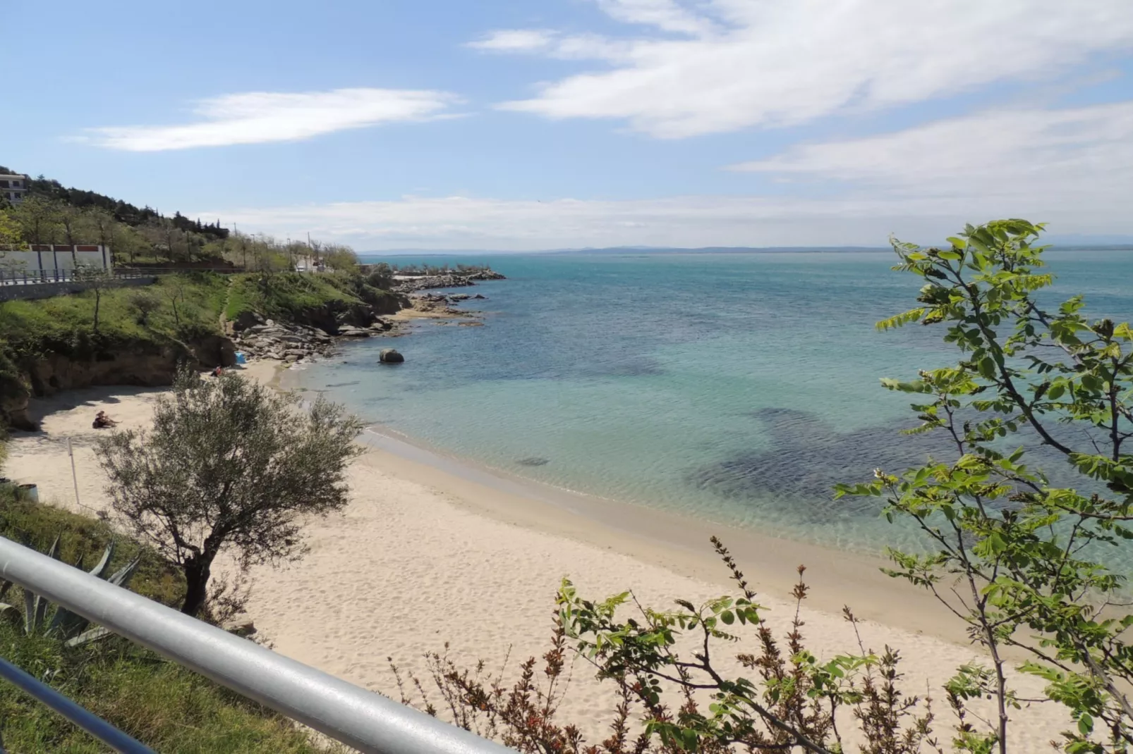 STA. MONICA 3A Roses-Zones d'été à 1 km