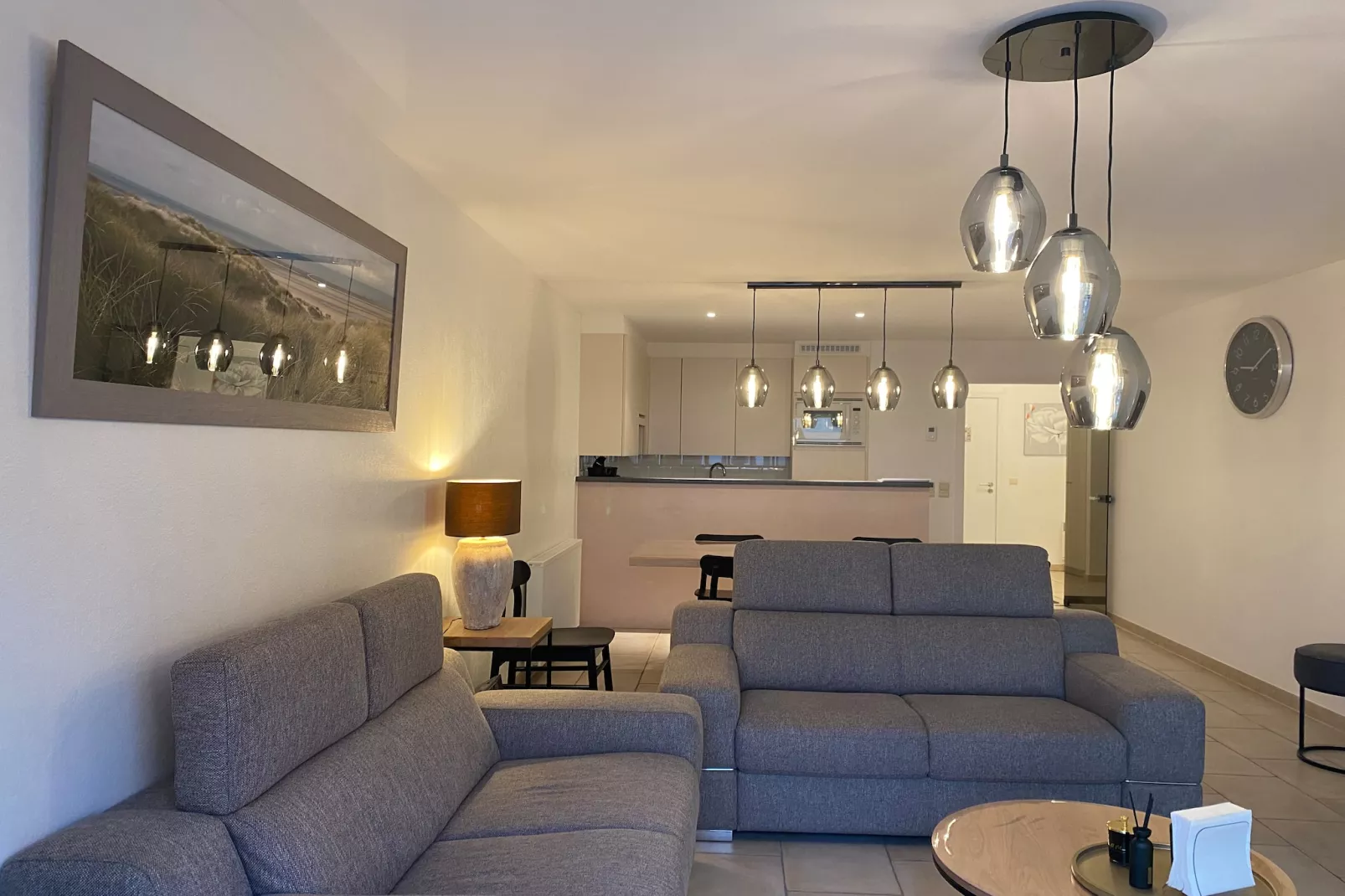 Lotus IV 0303-Living room