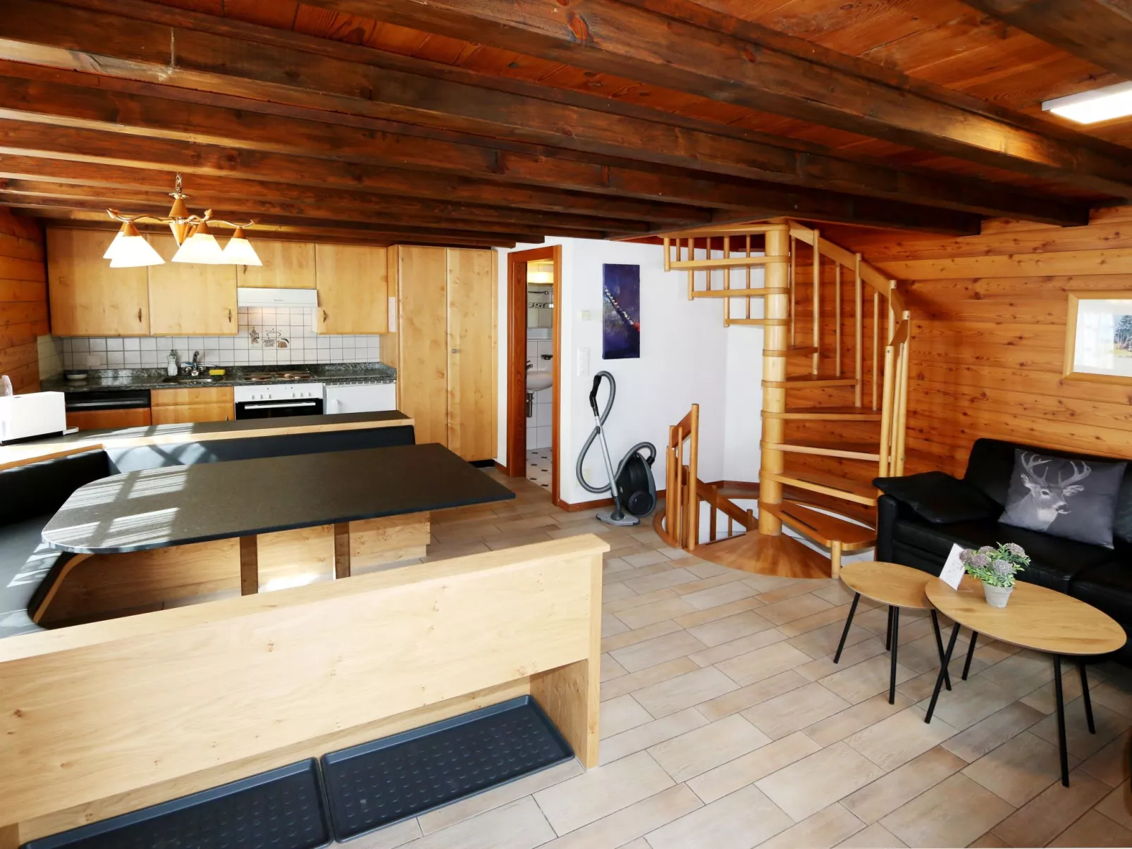 Chalet Heimeli-Drinnen