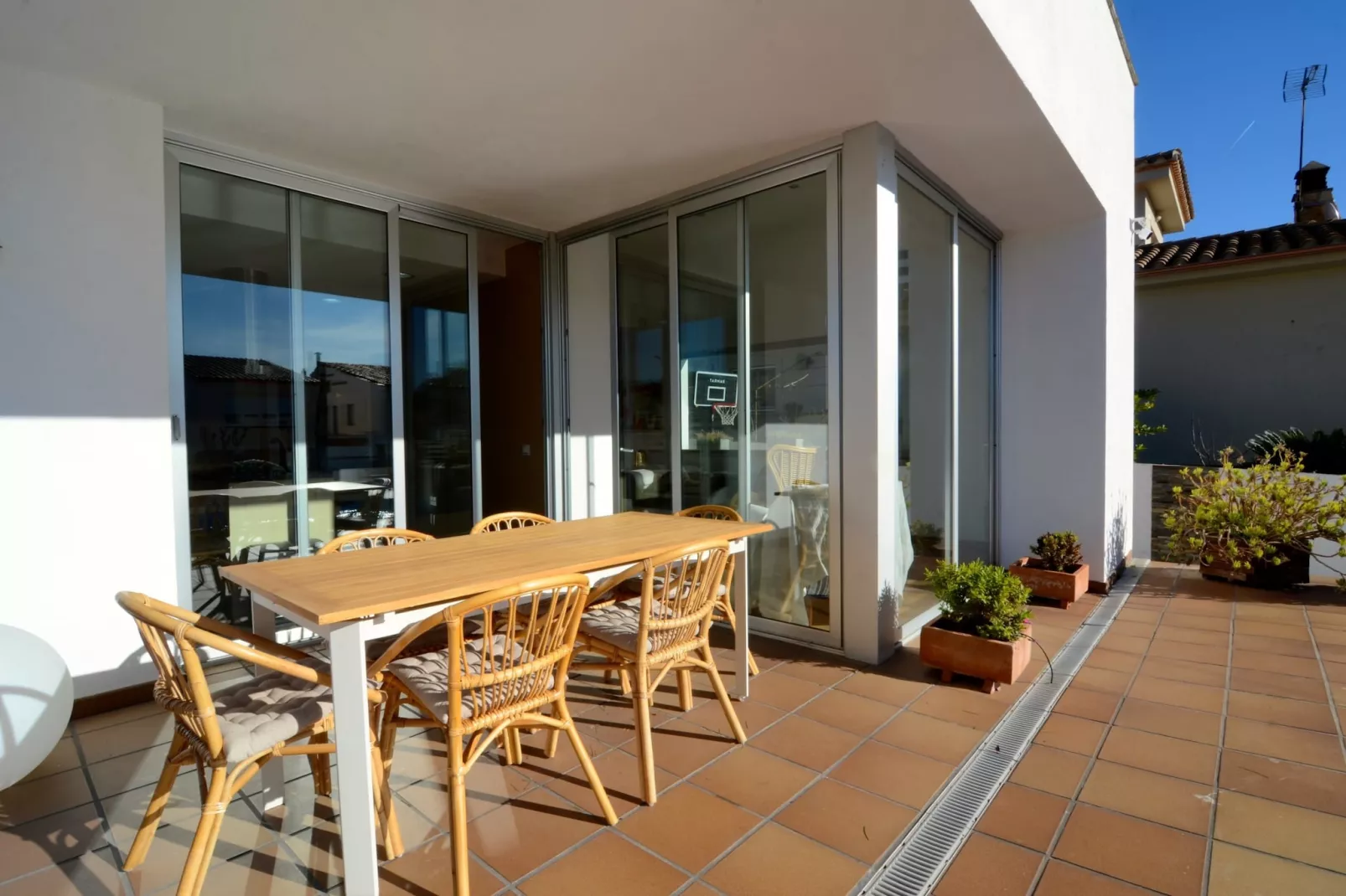 PONENT-Terrace