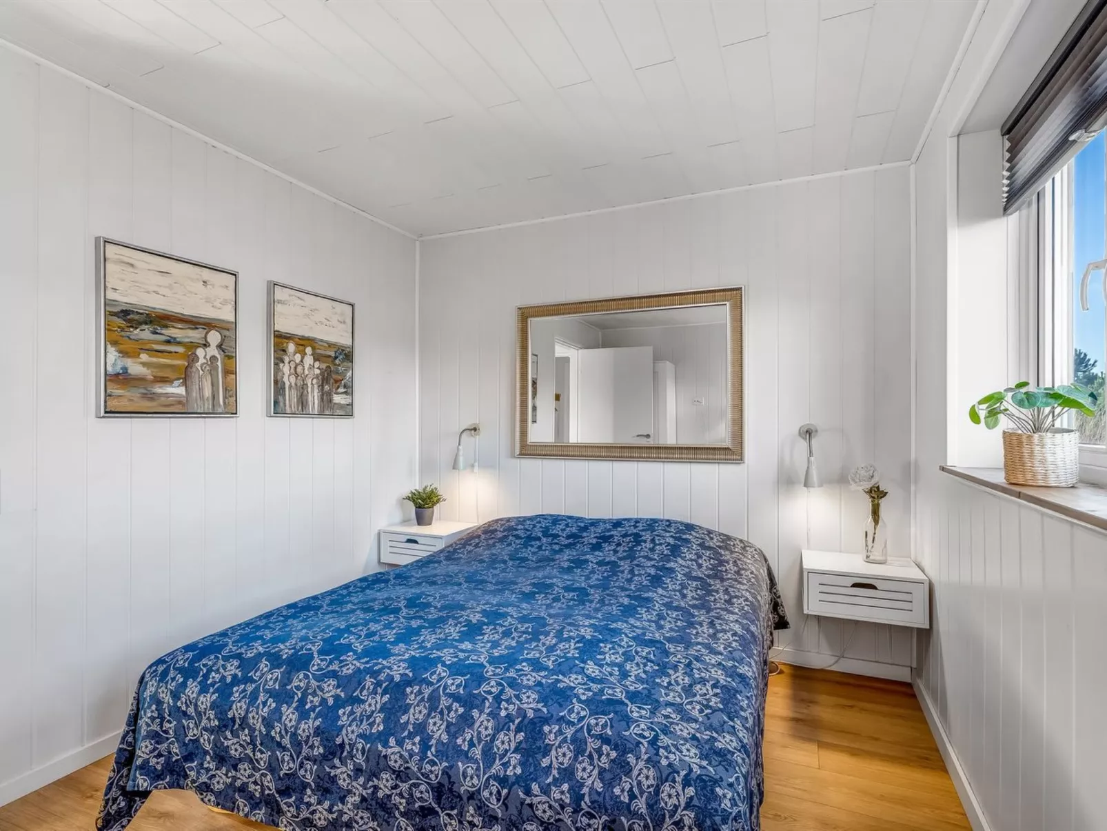 "Danika" - 1.5km from the sea-Inside