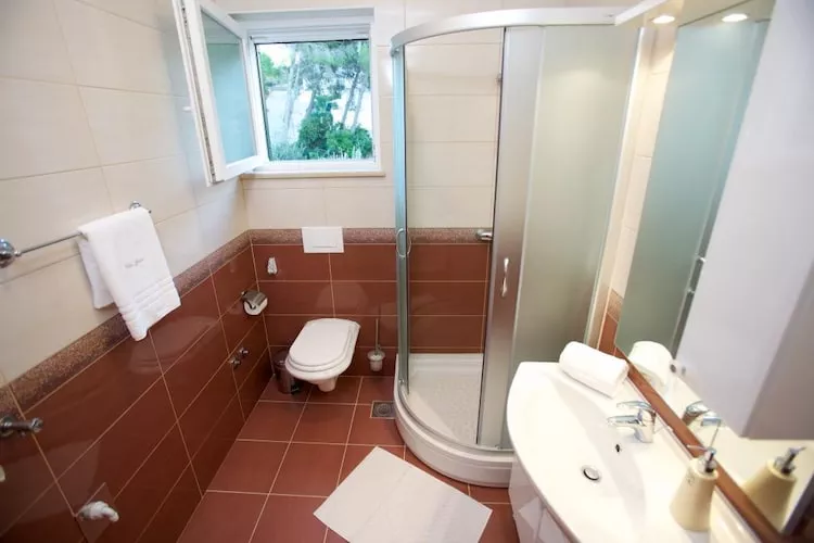 Apartments Villa Grlica - Comfort One Bedroom Apartment With Terrace and Garden View (A3)-Salle de bain
