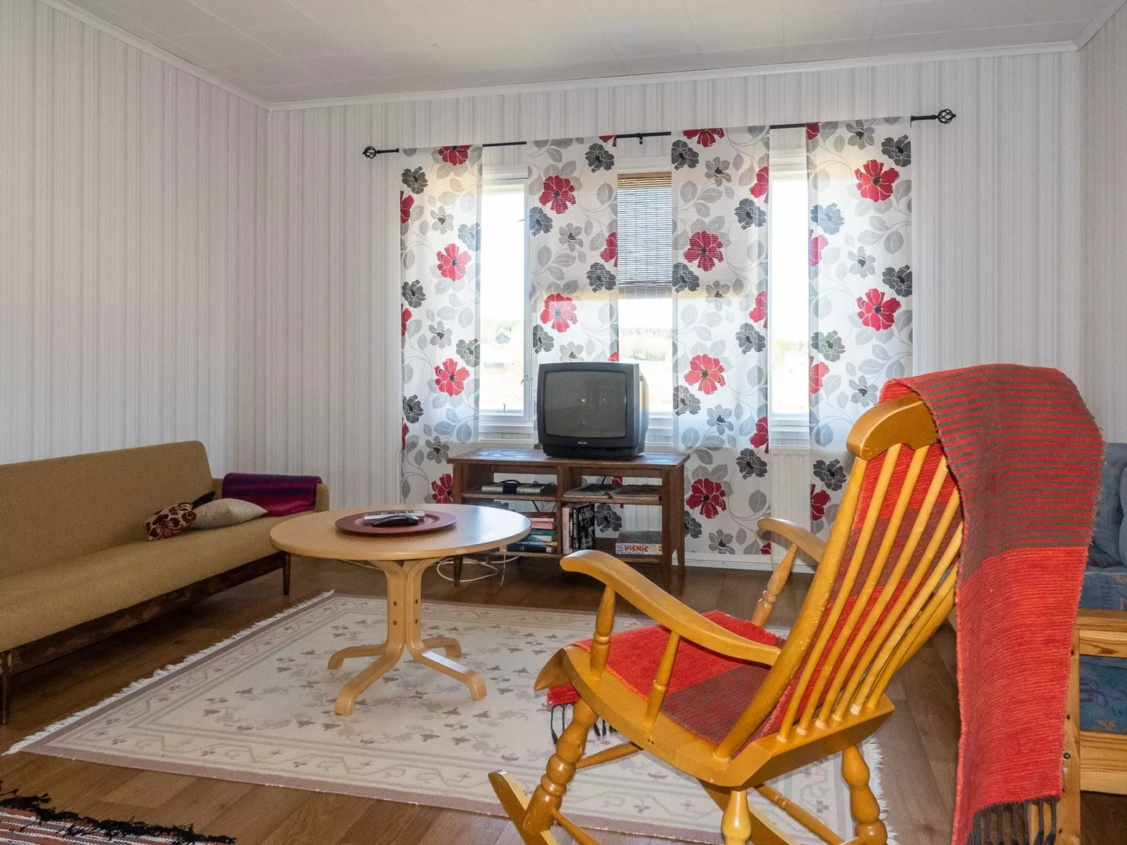 Juotas village-Inside