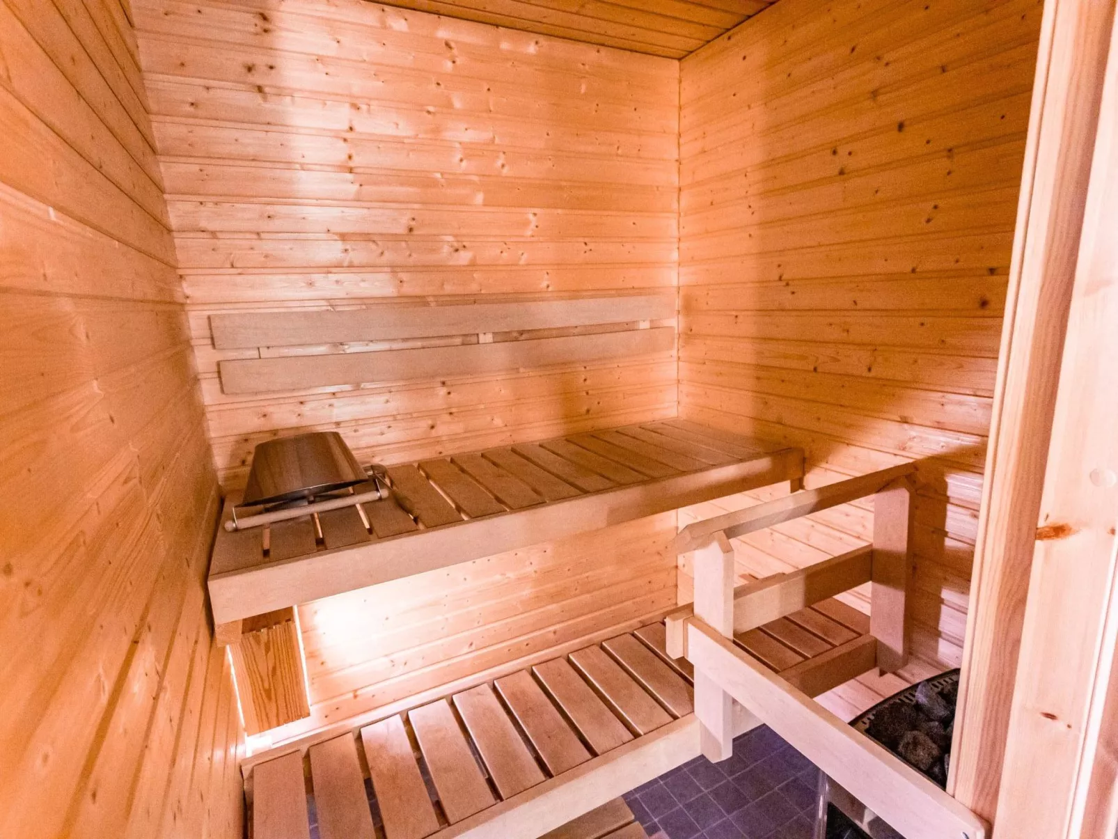 Nordic chalet 9402-Inside