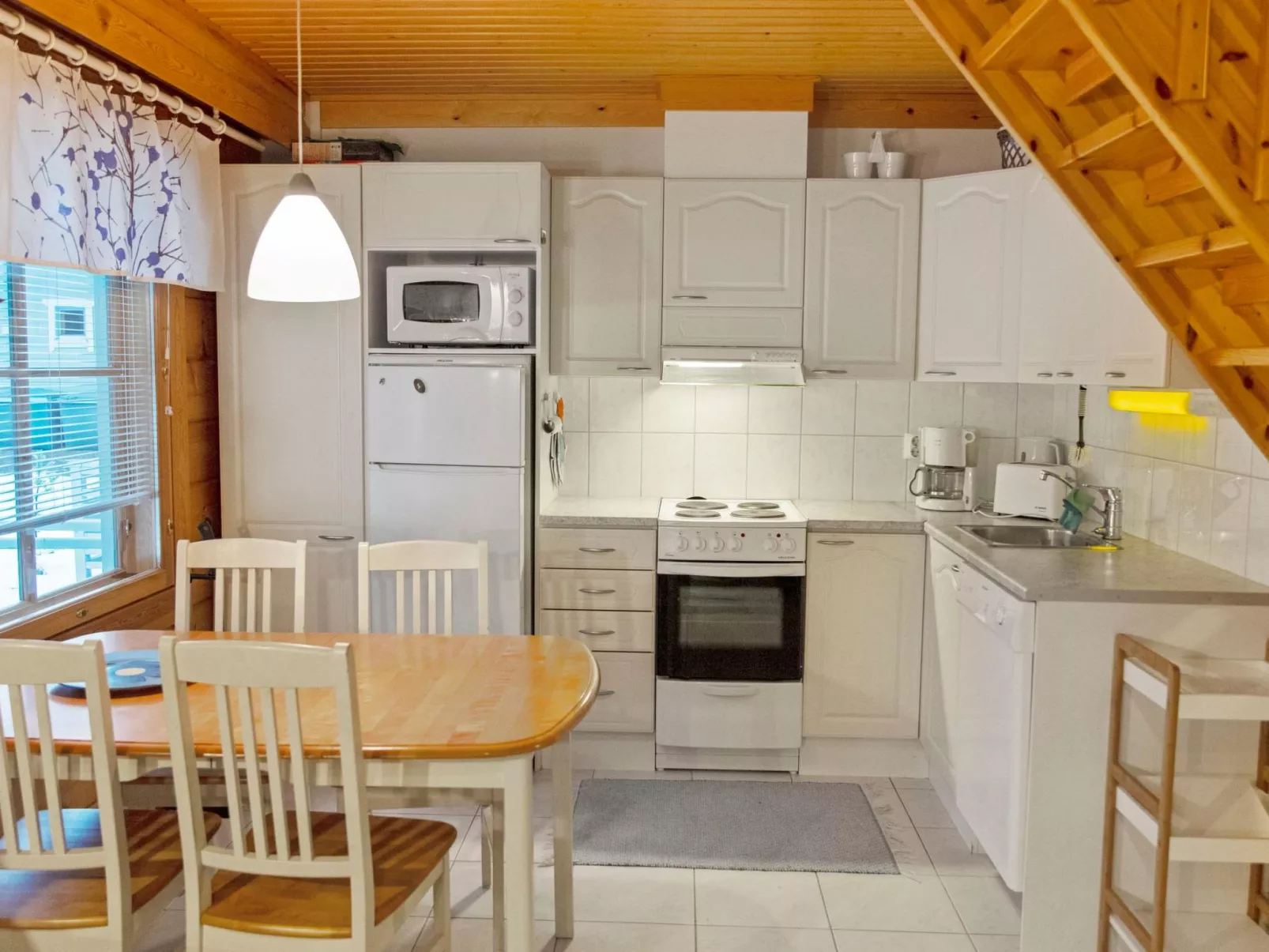 Ylläsröhkö d 8-Inside