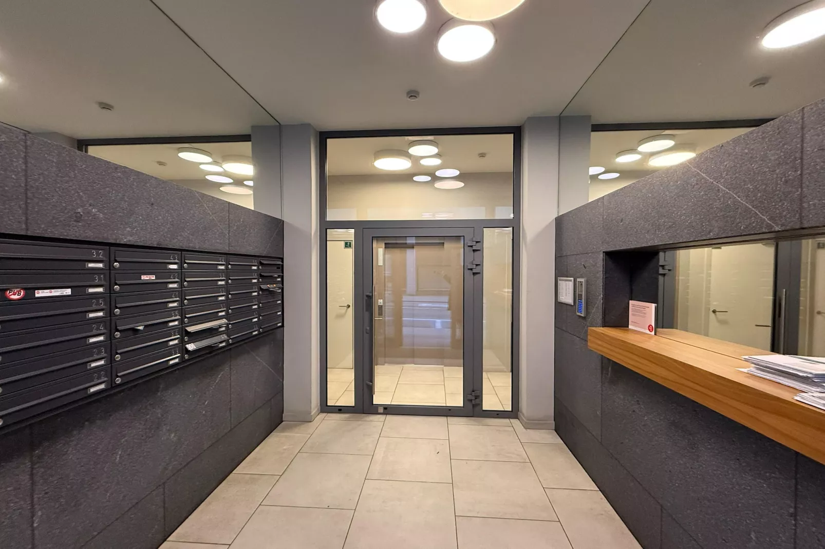 Luxe appartement Montoyer-Reception hall