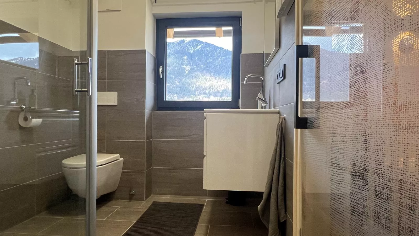 Obermöschach 9B-Badezimmer