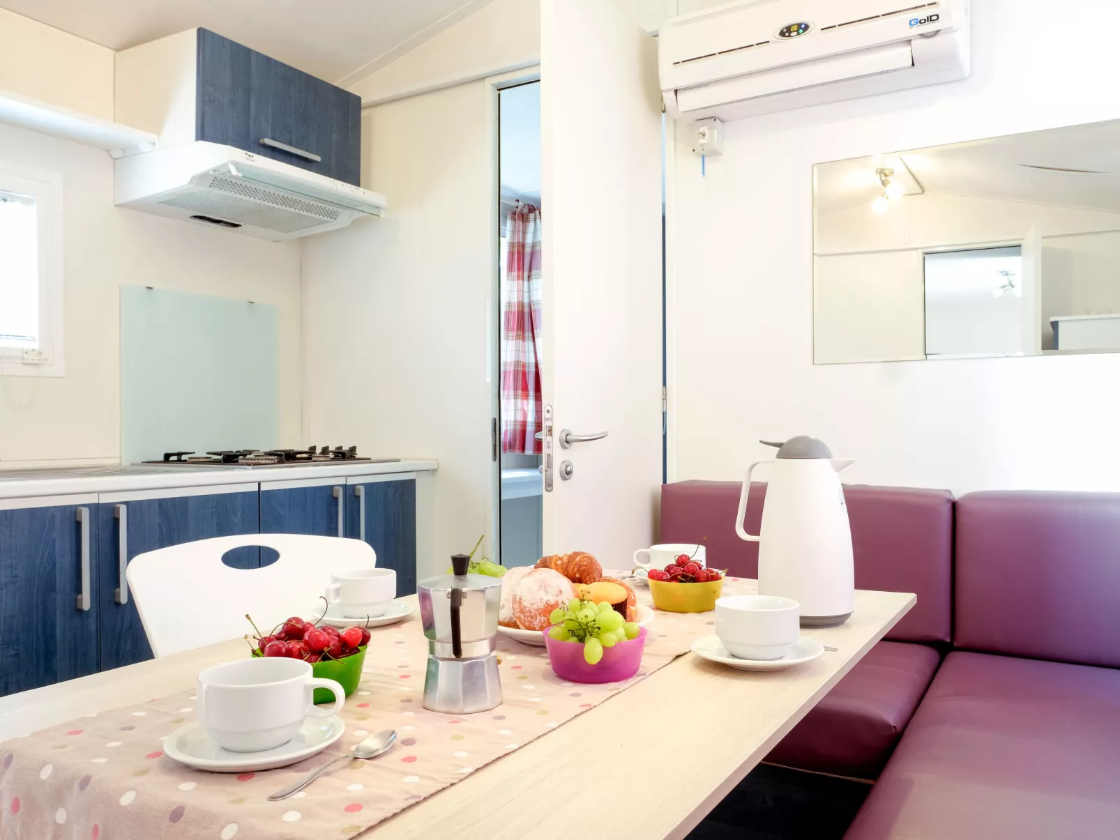 Camping Baia Paradiso-Inside