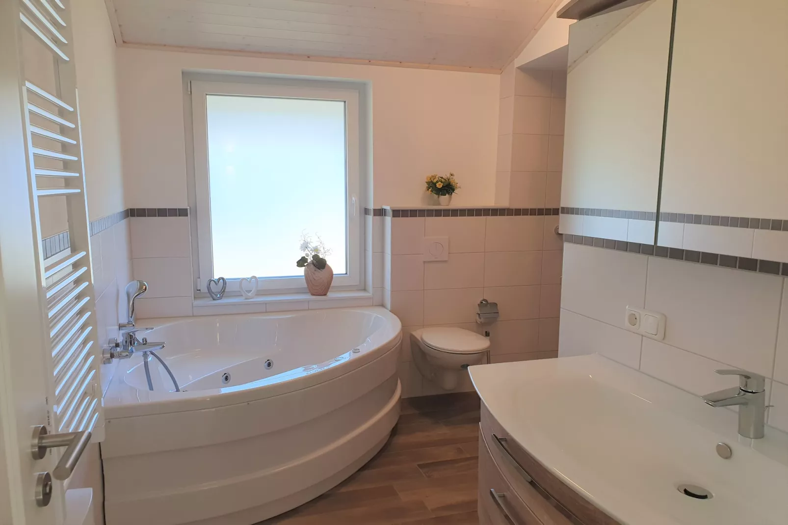 FH Seeschwalbe 330-Bathroom