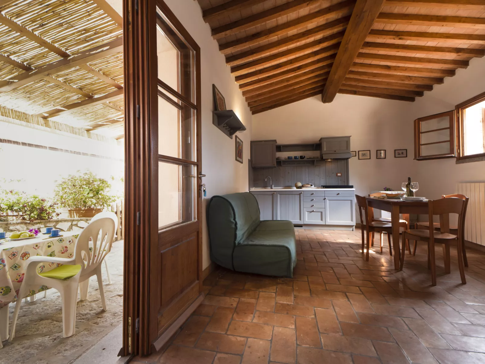 Borgo Patresi-Dedans